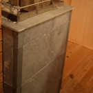 Мини-Печь SAMPO с выносной топкой из шамота для Бани по-Белому, облицованная плитами из талькохлорита толщиной 10 мм.